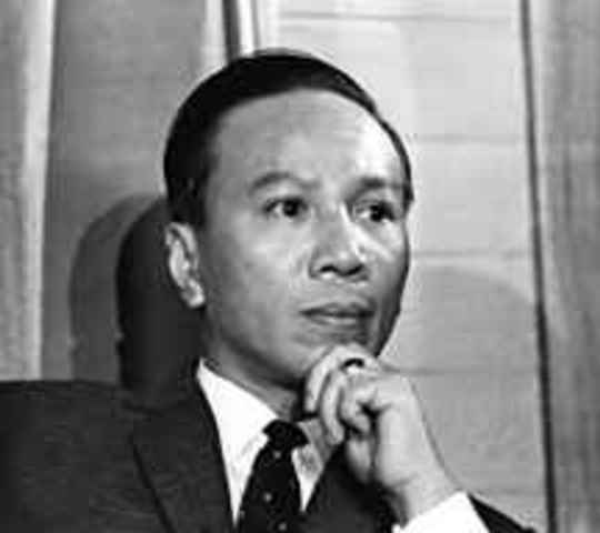 South Vietnamese President Thieu resigns