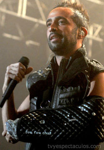 nacimineto del grupo CAMILA