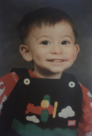 Nacimiento Andrés Vásquez