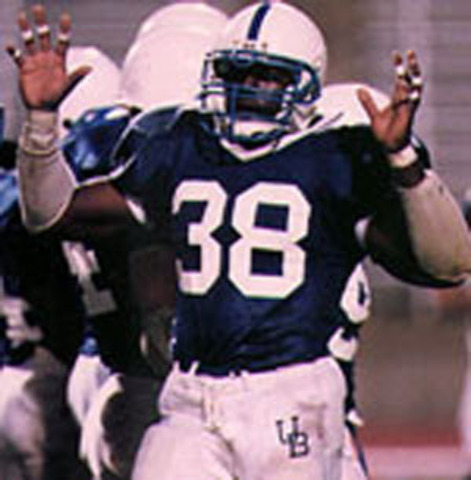 Craig Guest Makes 29 Tackles Against Maine, Records 161 on the Season