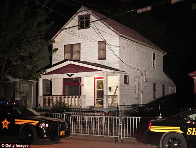 Girls Held Hostage 10 years