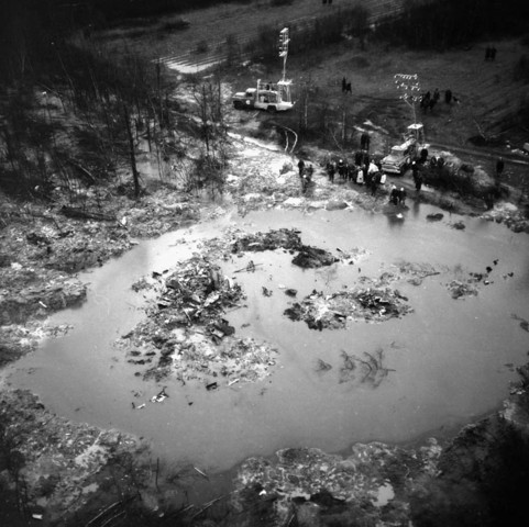 Tran-Canada Air Lines Flight 831 crashes