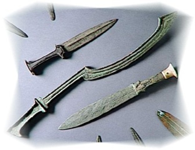 Daggers and swords 2539 B.C
