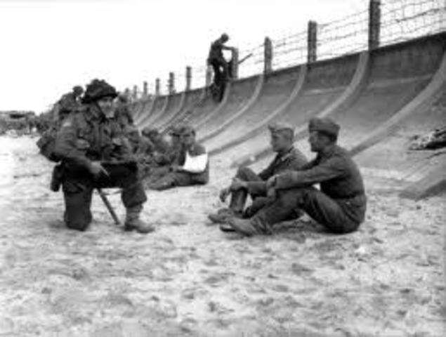 The Canadians and British land on Juno Beach