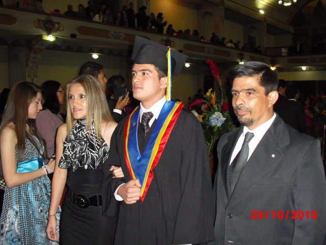 Mi graduación del Liceo Guatemala