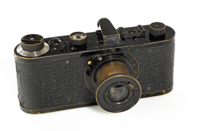 Le Leica 0