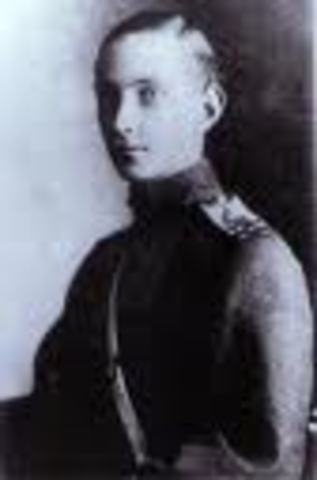 Andrei N. Belozersky isolated a DNA