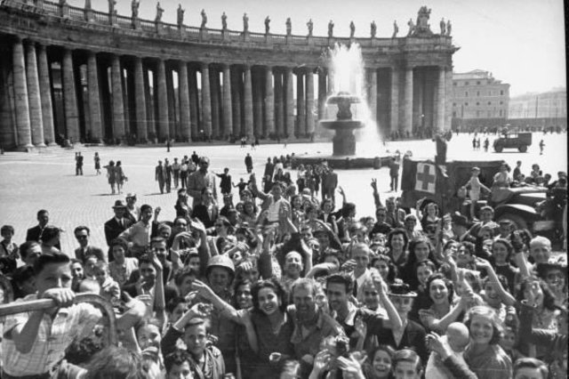 Allies liberate Rome