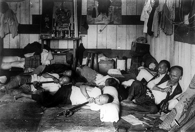 Opium Dens Banned in San Francisco
