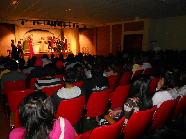 2 Funciones de LA BODA DE LAS VARGAS