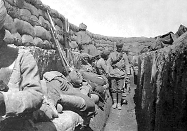 British forces surrender to Turkish forces at Kut in Mesopotamia