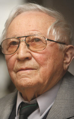 Tadeusz Różewicz *Radomsk