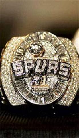 Gana su segundo anillo con los Spurs