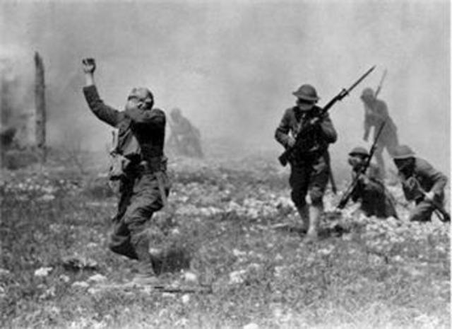 Australian,NZ and British units attacked the flank of hill 60 and gained some ground.