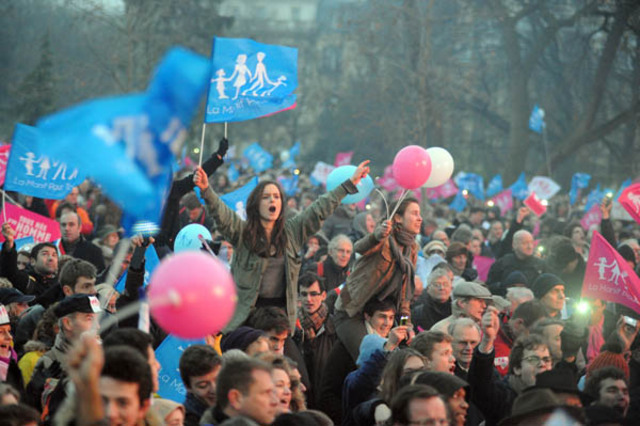 Huge Turnout for Anti-Gay Marriage Rally in France