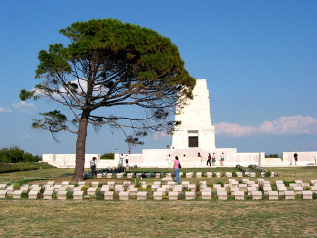 the Battle of Lone Pine