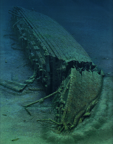 Oceaneering International plans to return to the wreck to document the cargo hold, but expedition falls through.