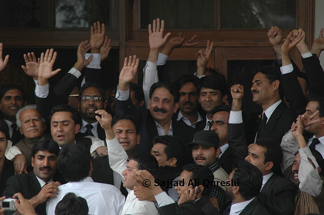 Supreme Court reinstates Chief Justice Chaudhry