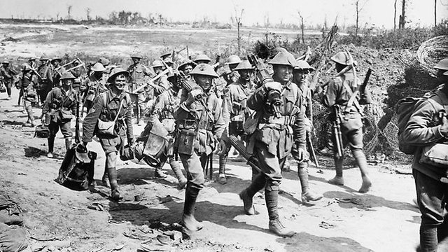 14:00 The Auckland battalion reach baby 700 and back up the depleted ANZACs