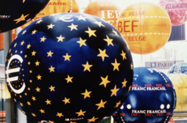 El Consejo de Madrid aprueba el "Informe de Delors"