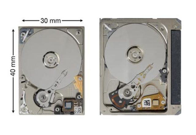 Seagate выпускает ST1 — аналог Microdrive ёмкостью 12 Гб.