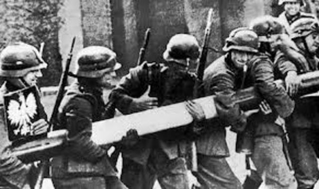 ALEMANIA INVADE A URSS