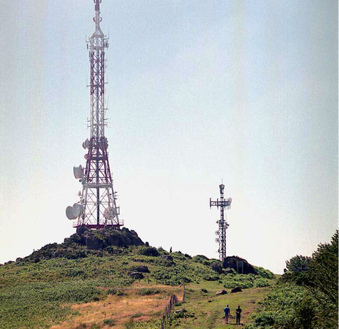 Martin Cooper crea la primera xarxa telefonica cel·lular