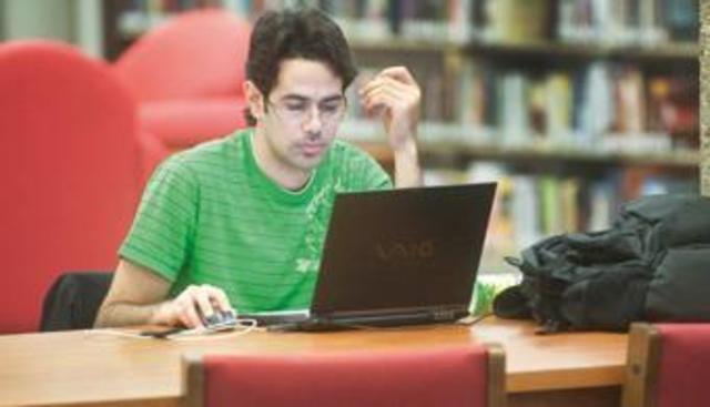 Educación a distancia: definición y modelos