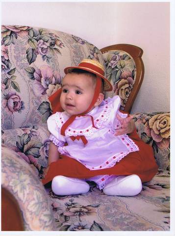 Canaria con un añito