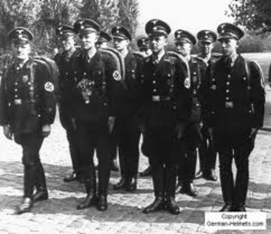 SS and French police meet
