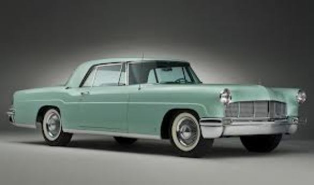 Les Goodman's car turns on