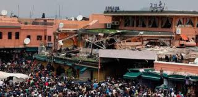 UN GRUPO TERRORISTAS ISLAMISTAS PROVOCA UN ATENTADO EN MADRID EN EL QUE MUEREN CASI 200 PERSONAS