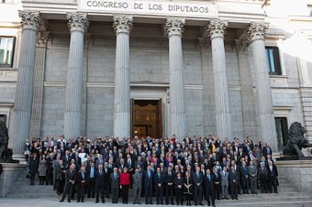 Un grupo de militares protagoniza un intento de golpe de Estado.