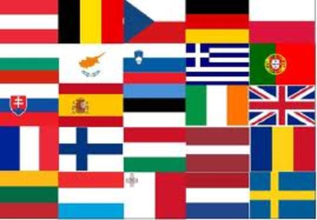 España ingresa en la Comunidad Económica Europea