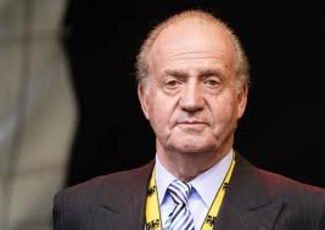 Juan Carlos I es proclamado rey de España.