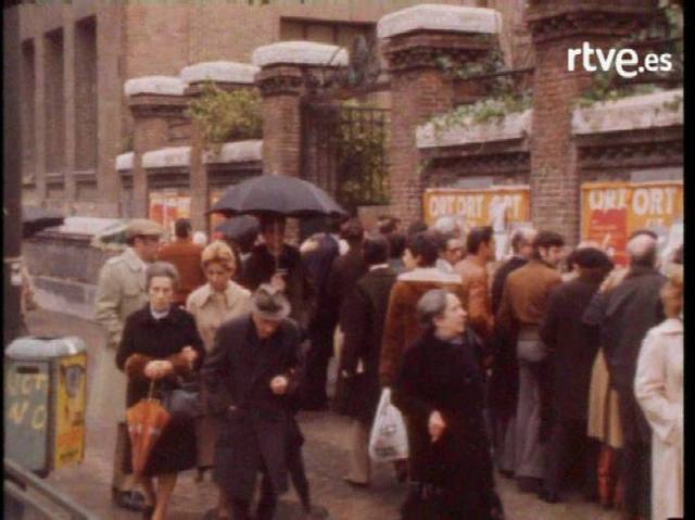 SE APRUEBA EL REFERENDÚM DE LA CONSTITUCIÓN ESPAÑOLA