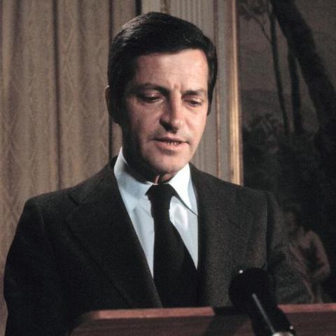 LA UCD GANA LAS ELECCIONES CON ADOLFO SUÁREZ