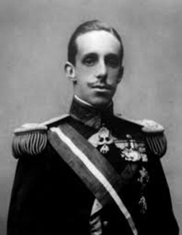 Alfonso XIII accede al trono de españa