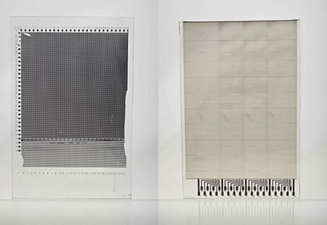 Touch Screenถูกค้นพบโดยนักประดิษฐ์ชาวอเมริกัน G.Samuel Hurst ทั้งๆที่ทีการเขีบยคอลัมน์เตรียมออกตั้งแต่ปี 1965 โดย E.A. Johnson