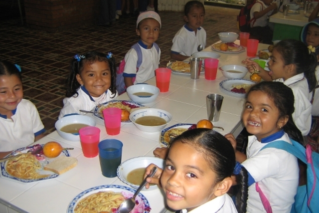 EL PROGRAMA ALIMENTARIO ESCOLAR