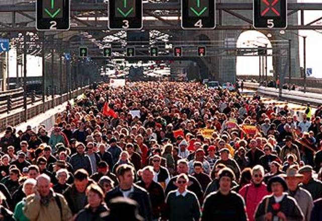 United Walk across Harbour Bridge