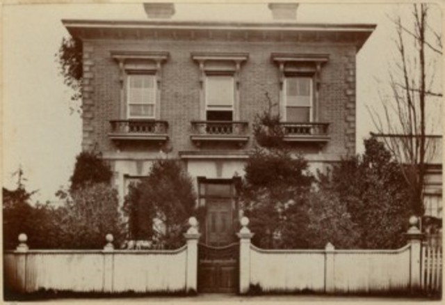 1874-1883 they moved to Balarat Melbourne