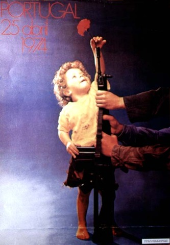 REVOLUÇÃO DOS CRAVOS