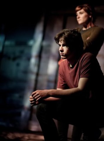 Cherry talked to Pont, she is for Bob sad. 2