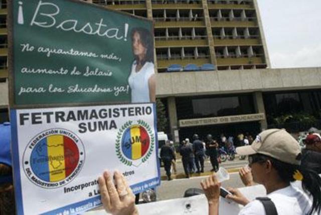 "Dan prioridad a egresados de las misiones educativas"Viceministro de Educación niega preferencia por misiones