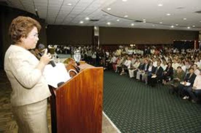 POLITICA EDUCATIVA NACIONAL