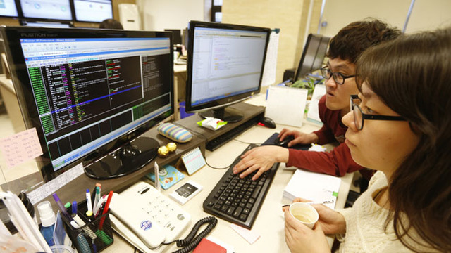 Giving students pedagogical assignments (Long term activities)