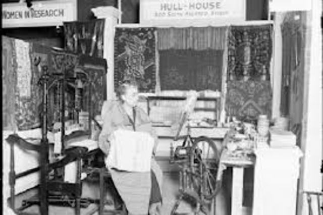 Jane Addams opens Hull House