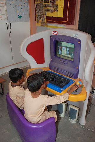 תחילת פעילות מט"ח, הפעלת מערכות תוא"ם בהוראת מתמטיקה ולשון