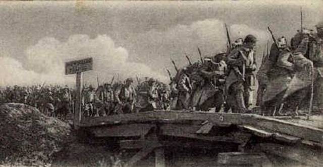 Gli austriaci sfondano la linea d'Italia a Caporetto